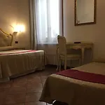Alloggi Ss Giovanni E Paolo Гостевой дом 3*