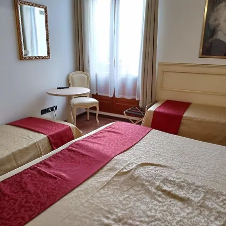 Alloggi Ss Giovanni E Paolo Pensionat