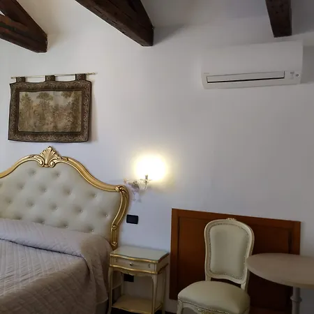 Alloggi Ss Giovanni E Paolo Pensionat