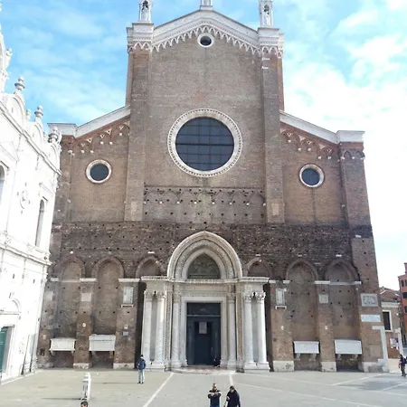 Pensionat Alloggi Ss Giovanni E Paolo 2*