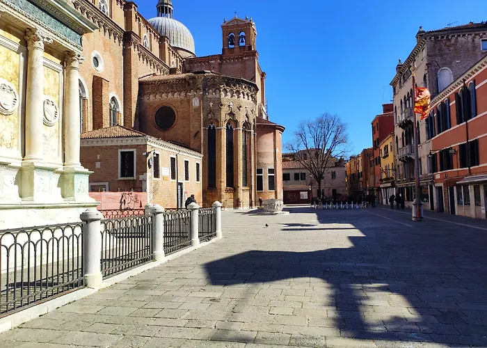Alloggi Ss Giovanni E Paolo Vendégház 3*