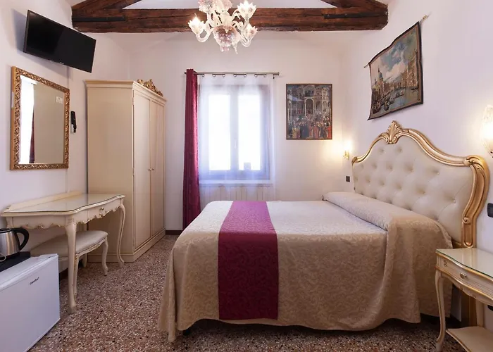 Alloggi Ss Giovanni E Paolo 3* Velence
