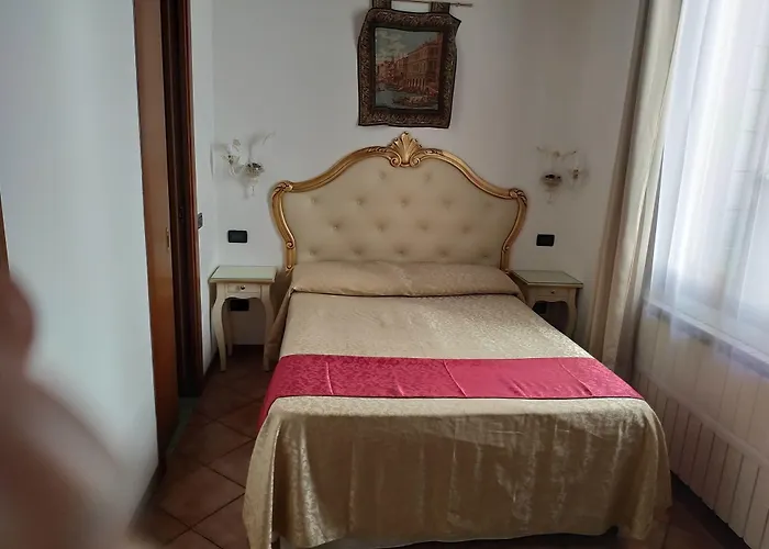 Alloggi Ss Giovanni E Paolo