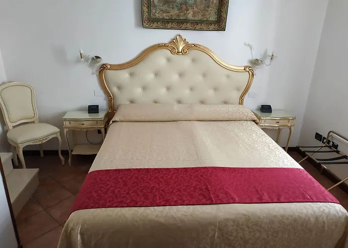 Alloggi Ss Giovanni E Paolo