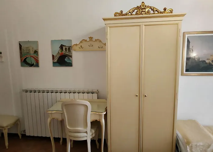 Alloggi Ss Giovanni E Paolo