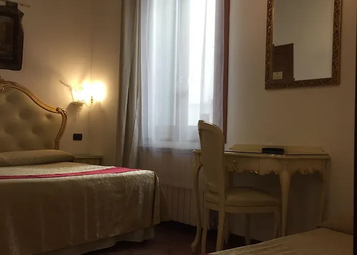 Alloggi Ss Giovanni E Paolo Vendégház