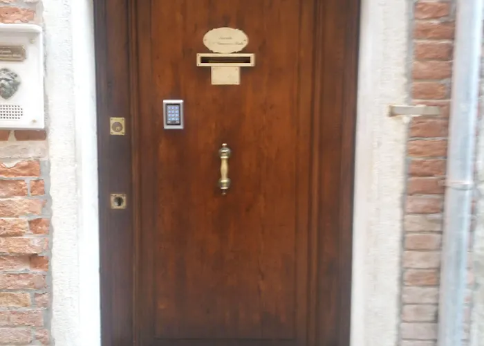 Alloggi Ss Giovanni E Paolo Vendégház Velence