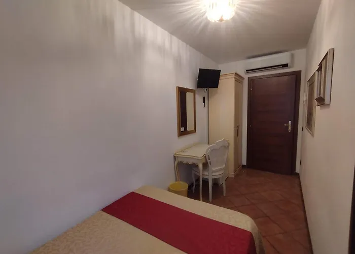 Alloggi Ss Giovanni E Paolo Vendégház 3*