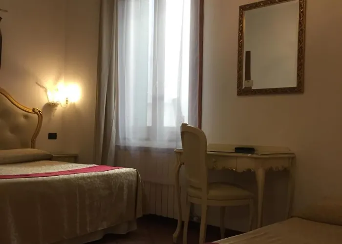 Vendégház Alloggi Ss Giovanni E Paolo Velence