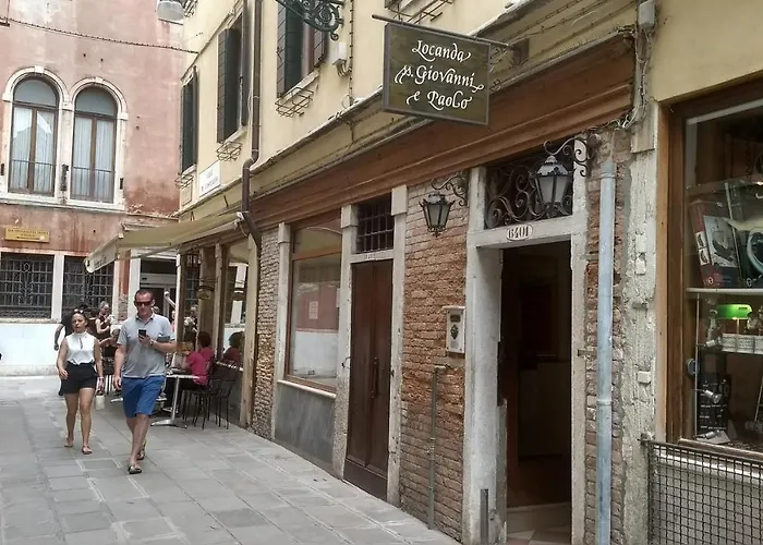 Alloggi Ss Giovanni E Paolo Vendégház