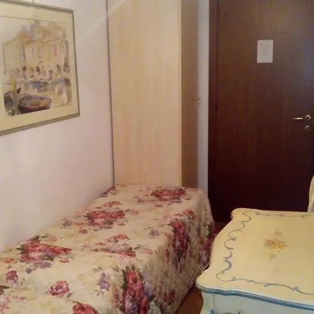 Alloggi Ss Giovanni E Paolo 3* Venedik